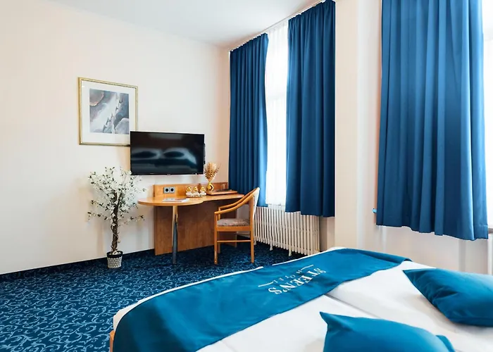 Steens Alster 3*